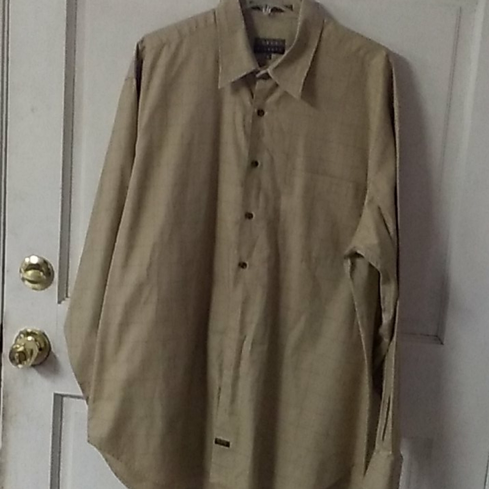 Shirts - Picture 4 of 10
